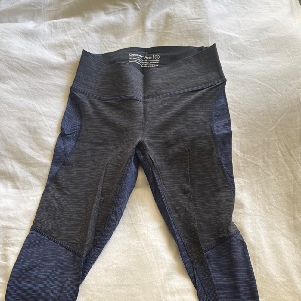 Outdoor Voices Charcoal and Navy Leggings